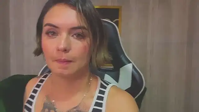 zarcasutra_t's cam snapshot