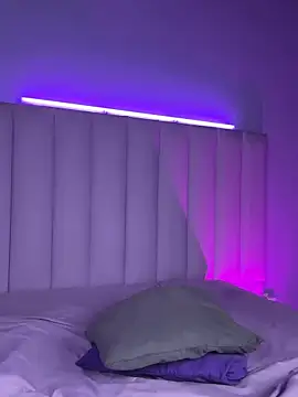 theladymonserrateshow's cam snapshot