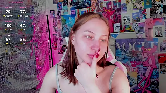 lally_cute's cam snapshot