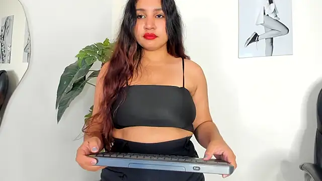 Victoria_Rosee's cam snapshot