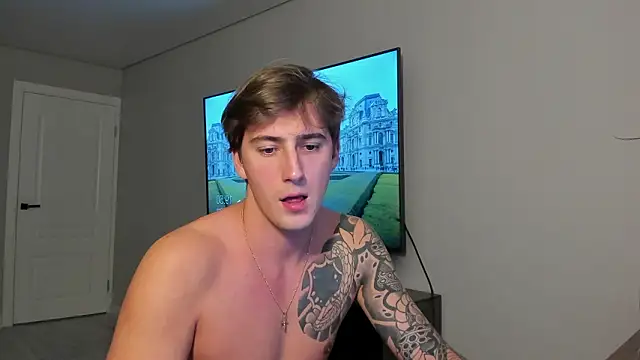 DaniHort live sex cam