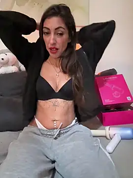 Amani_thewolf live sex cam