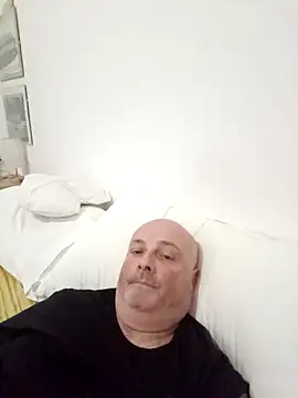 Alexis_Bull live sex cam