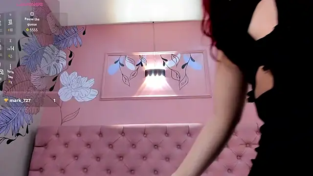 tiiny_emilly's cam snapshot