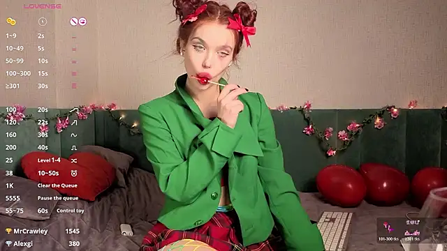 PrettyLilie's cam snapshot