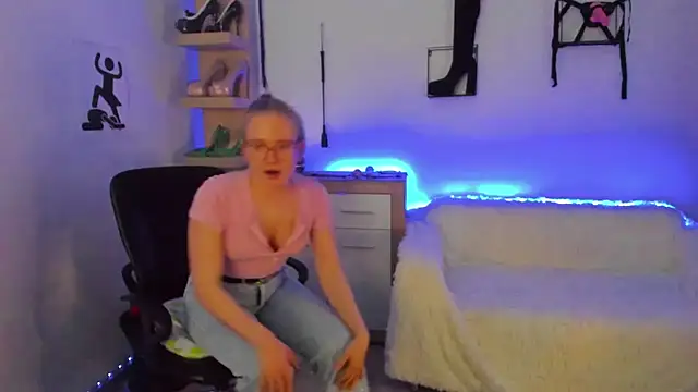 NancyHottie's cam snapshot