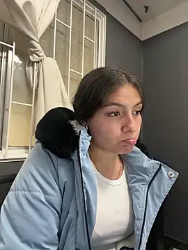 Alyha_Cortes's cam snapshot