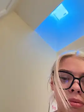 Terribletabby's cam snapshot