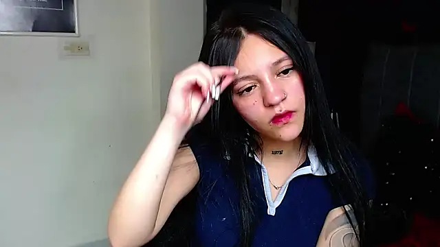 Violettasquirt's cam snapshot