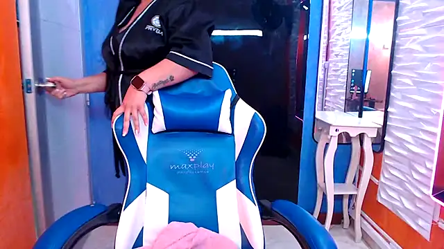 Sofiia_davis23's cam snapshot