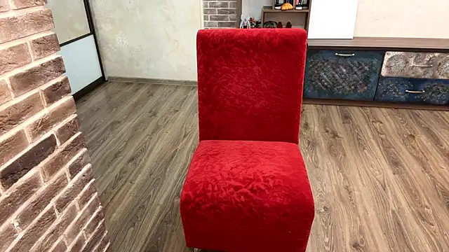 LioraVanta's cam snapshot