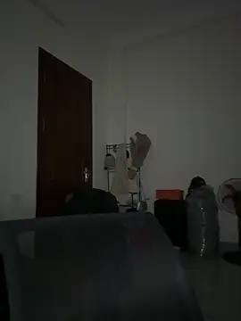 Emely-lysea's cam snapshot