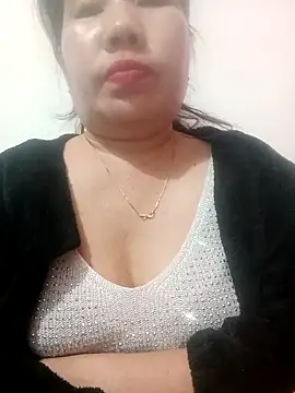 Reema_143's cam snapshot