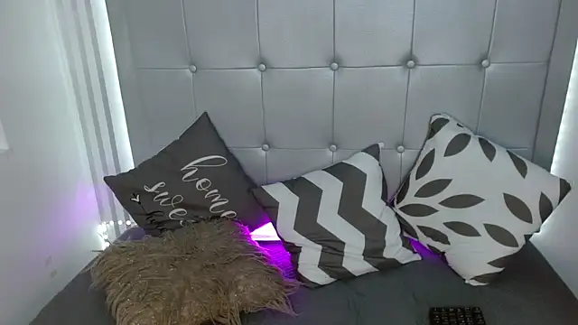 Kloe_Watson's cam snapshot