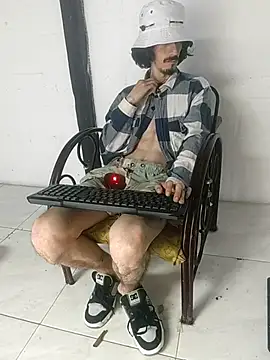 sk8-boy's cam snapshot