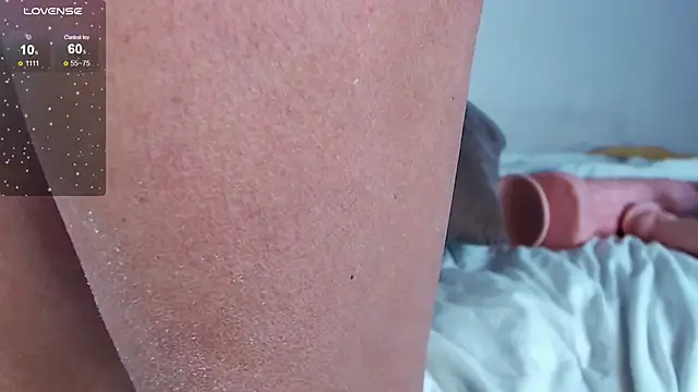 AelynSexybaby's cam snapshot