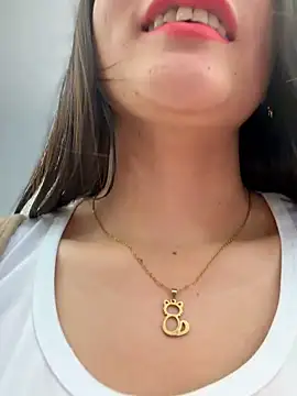 CHARLOTTE__05's cam snapshot