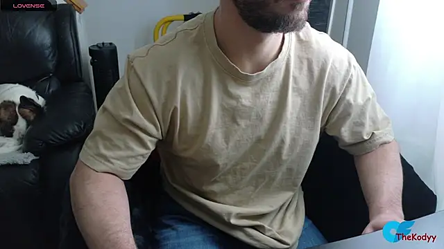 Thekodyy live sex cam