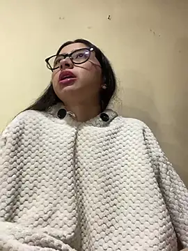 Shayla--broos's cam snapshot