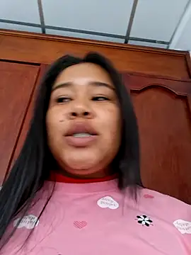 Sarahy-'s cam snapshot