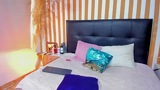 LunaToledo's cam snapshot