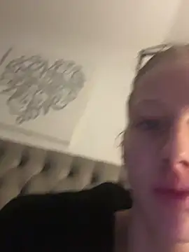 RosieLovexoxx's cam snapshot