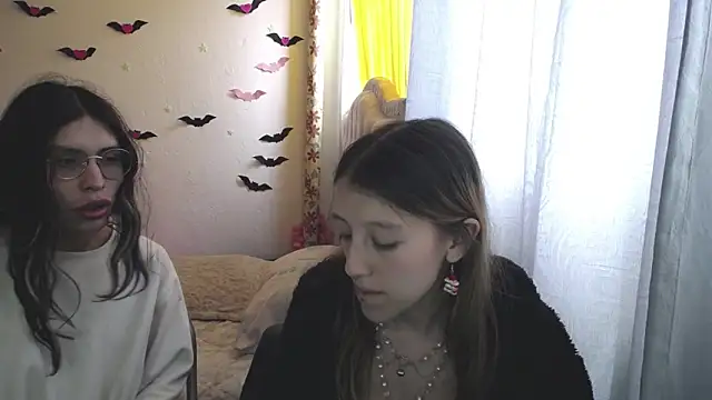 Briar_y_Blair's cam snapshot