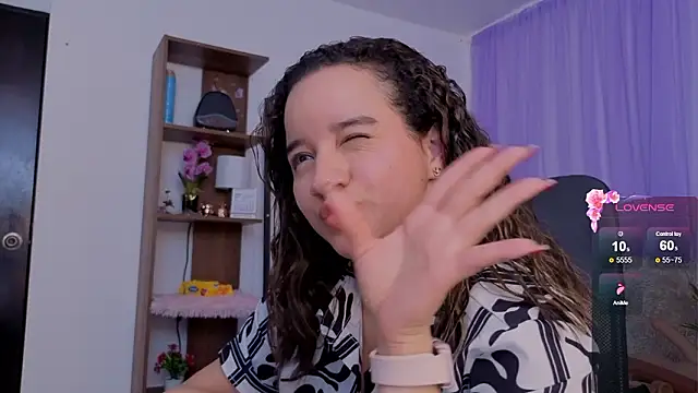 emilyrouxe's cam snapshot