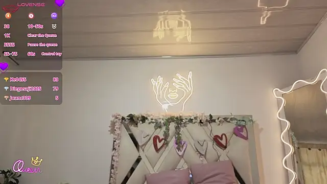 ZURY_TAY's cam snapshot