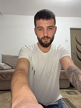 Pablo_Hornyguy95 live sex cam