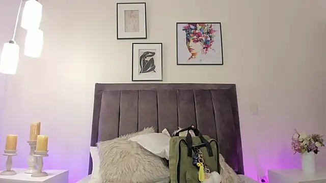 helen_mooree's cam snapshot