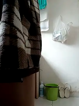 yaneth_'s cam snapshot