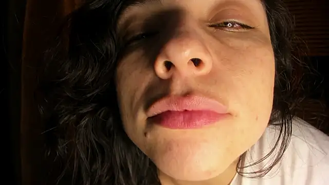 rosse_2504's cam snapshot