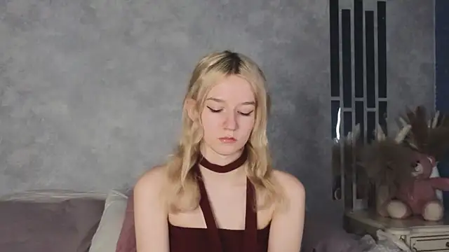 NaomiLoys's cam snapshot