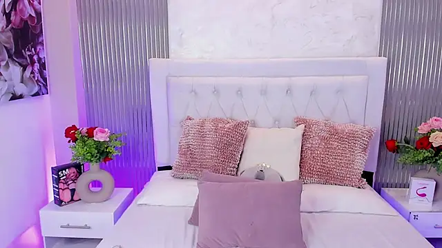 MelodySweetHoney's cam snapshot