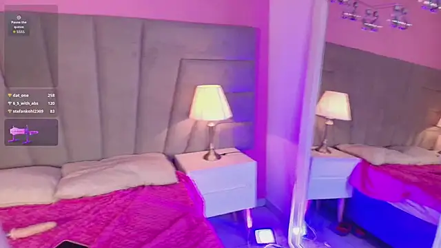 kittyblooms's cam snapshot