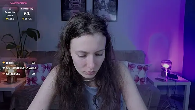 VioletaBloom's cam snapshot