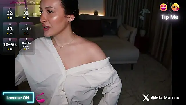 MiaaMoreno live sex cam