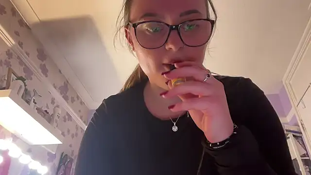 SexySashaxox's cam snapshot