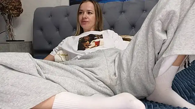 Strip-Lady's cam snapshot