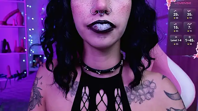 LeylaNoir_02's cam snapshot