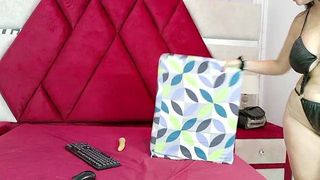 Kity_spiderr's cam snapshot