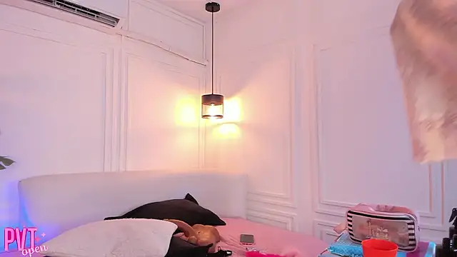 Dafne_Hillss's cam snapshot