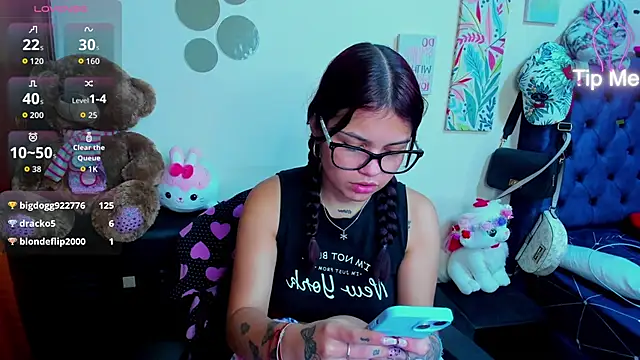 Ema__Luna's cam snapshot