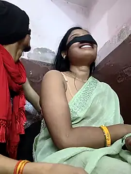 couplegk71 live sex cam