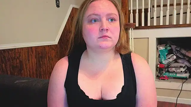 PhatAssBlond's cam snapshot