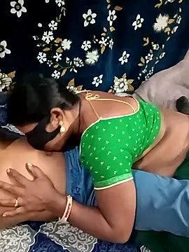 Sexy_couple2511's cam snapshot