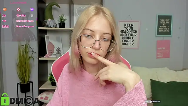 InfernoMia's cam snapshot