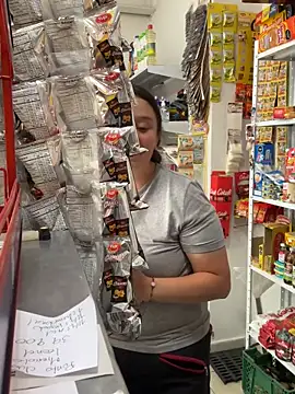 IAM_VALERI's cam snapshot