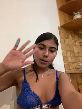 adorablepetite's cam snapshot